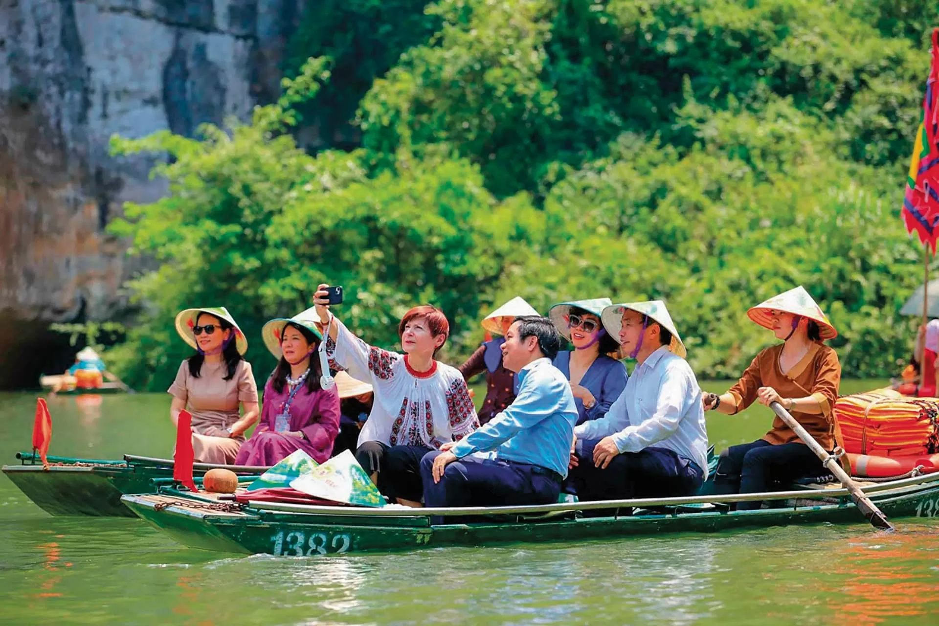 Nâng tầm ngoại giao văn hóa Nâng tầm ngoại giao văn hóa
