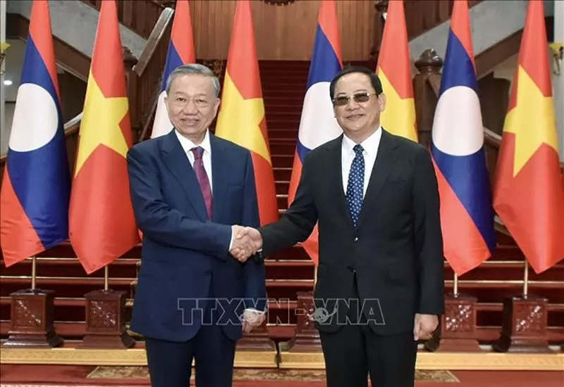 Việt Nam sẵn sàng tiếp tục hỗ trợ Lào đảm nhiệm thành công vai trò Chủ tịch ASEAN Việt Nam sẵn sàng tiếp tục hỗ trợ Lào đảm nhiệm thành công vai trò Chủ tịch ASEAN