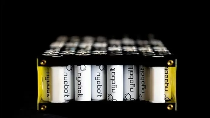 Pin lithium-ion mới do công ty khởi nghiệp Nybolt của Anh phát triển. Pin lithium-ion mới do công ty khởi nghiệp Nybolt của Anh phát triển.