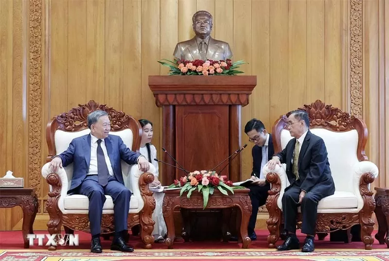 Chủ tịch nước Tô Lâm thăm các đồng chí nguyên Lãnh đạo cấp cao của Lào Chủ tịch nước Tô Lâm thăm các đồng chí nguyên Lãnh đạo cấp cao của Lào