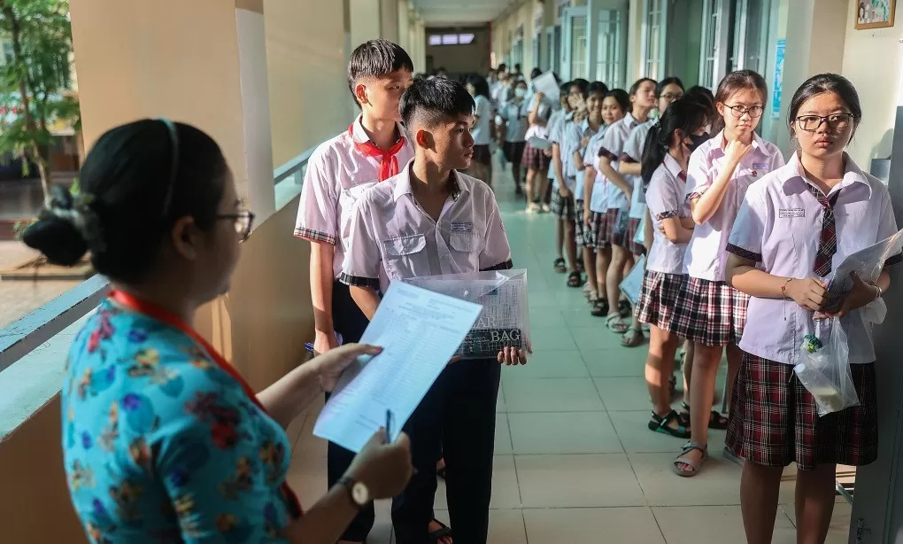 TP. Hồ Chí Minh tuyển bổ sung học sinh lớp 10 TP. Hồ Chí Minh tuyển bổ sung học sinh lớp 10