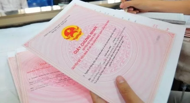 TP. Hồ Chí Minh: Miễn lệ phí cấp sổ đỏ, giấy phép xây dựng khi làm online đến hết 2025 TP. Hồ Chí Minh: Miễn lệ phí cấp sổ đỏ, giấy phép xây dựng khi làm online đến hết 2025