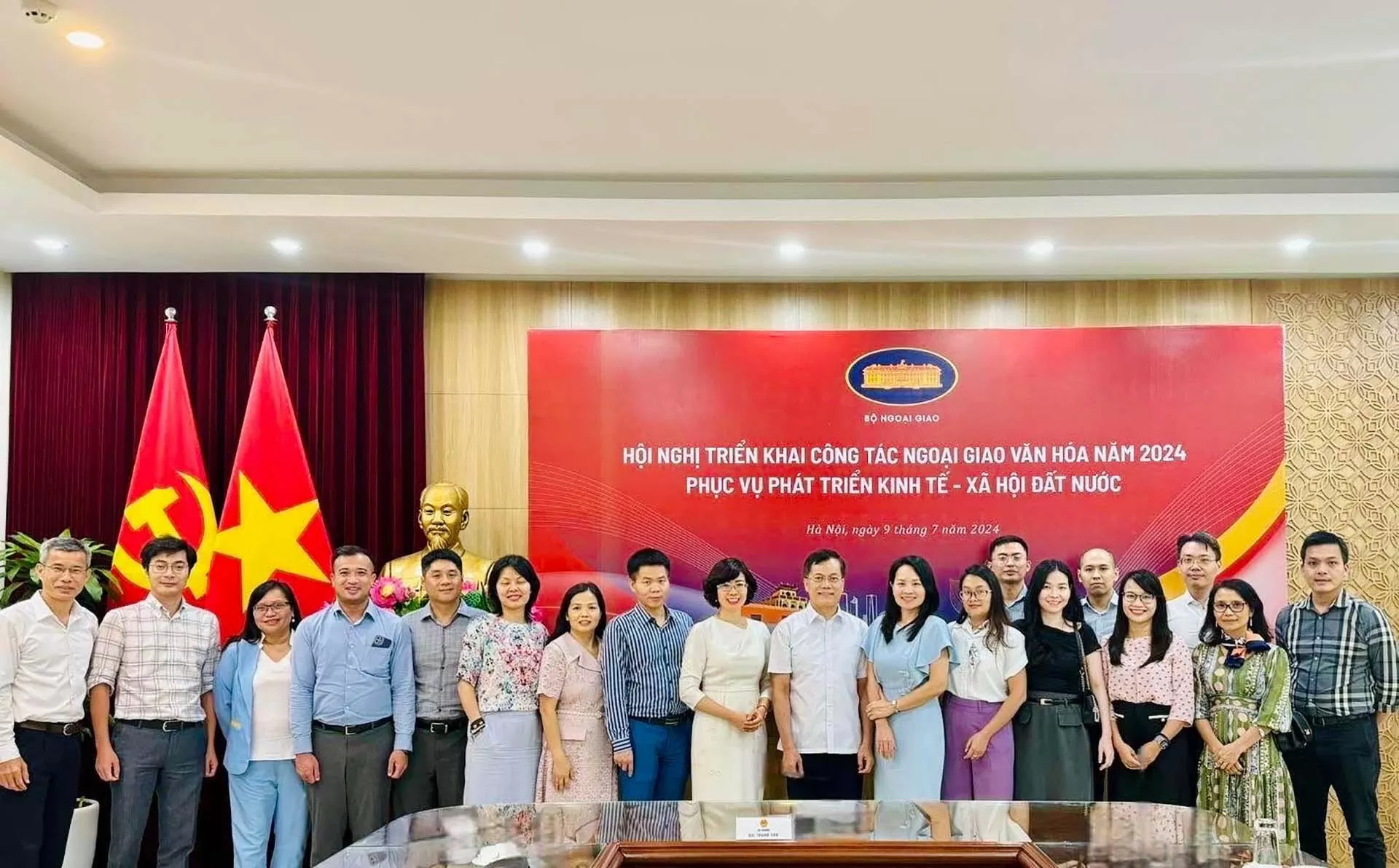 Nâng tầm ngoại giao văn hóa Nâng tầm ngoại giao văn hóa