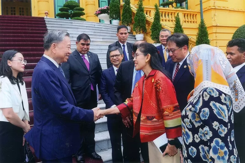 Triển làm hiện định Geneva về đình chỉ chiến sự ở Việt Nam và mốc son lịch sử của nền ngoại giao cách mạng Việt Nam Triển làm hiện định Geneva về đình chỉ chiến sự ở Việt Nam và mốc son lịch sử của nền ngoại giao cách mạng Việt Nam