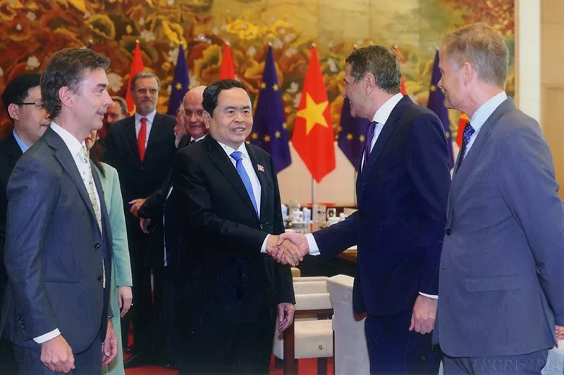 Triển làm hiện định Geneva về đình chỉ chiến sự ở Việt Nam và mốc son lịch sử của nền ngoại giao cách mạng Việt Nam Triển làm hiện định Geneva về đình chỉ chiến sự ở Việt Nam và mốc son lịch sử của nền ngoại giao cách mạng Việt Nam