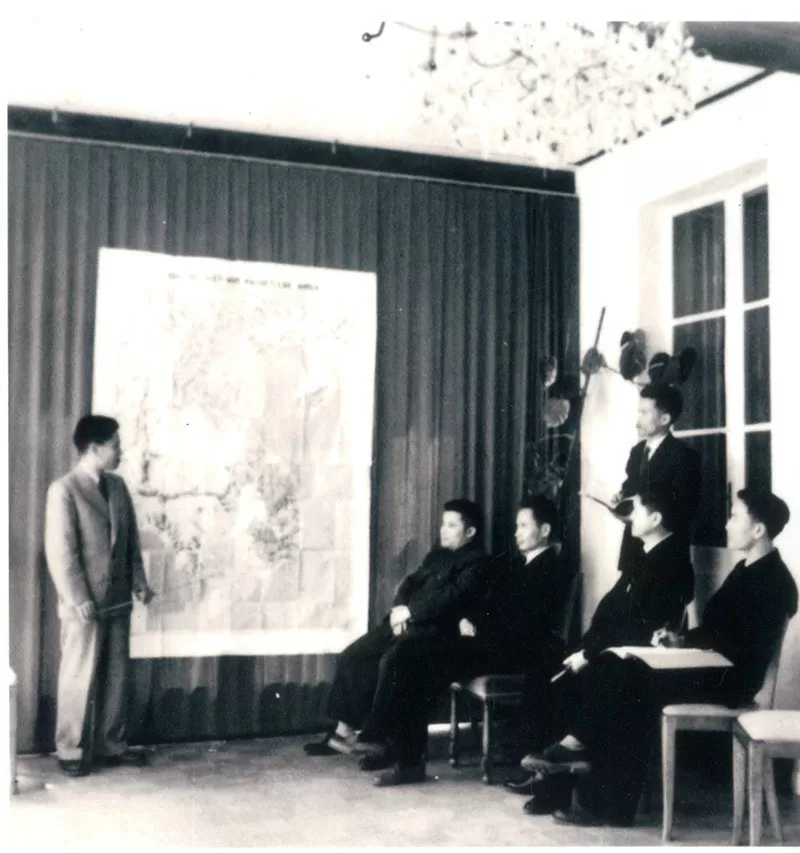 Triển làm hiện định Geneva về đình chỉ chiến sự ở Việt Nam và mốc son lịch sử của nền ngoại giao cách mạng Việt Nam Triển làm hiện định Geneva về đình chỉ chiến sự ở Việt Nam và mốc son lịch sử của nền ngoại giao cách mạng Việt Nam