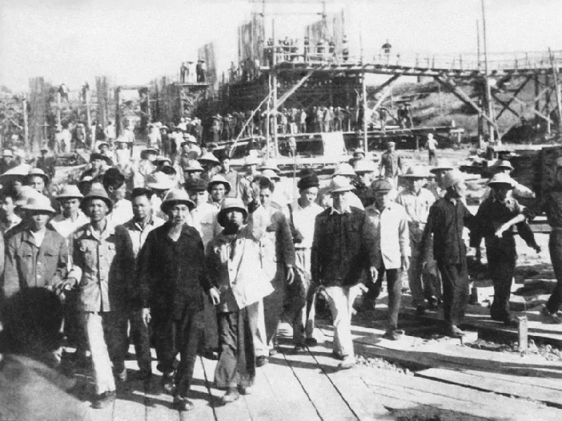 Triển làm hiện định Geneva về đình chỉ chiến sự ở Việt Nam và mốc son lịch sử của nền ngoại giao cách mạng Việt Nam Triển làm hiện định Geneva về đình chỉ chiến sự ở Việt Nam và mốc son lịch sử của nền ngoại giao cách mạng Việt Nam