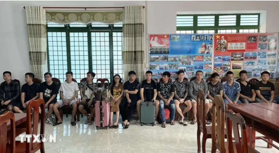 Hết lòng phụng sự bảo hộ công dân Hết lòng phụng sự bảo hộ công dân