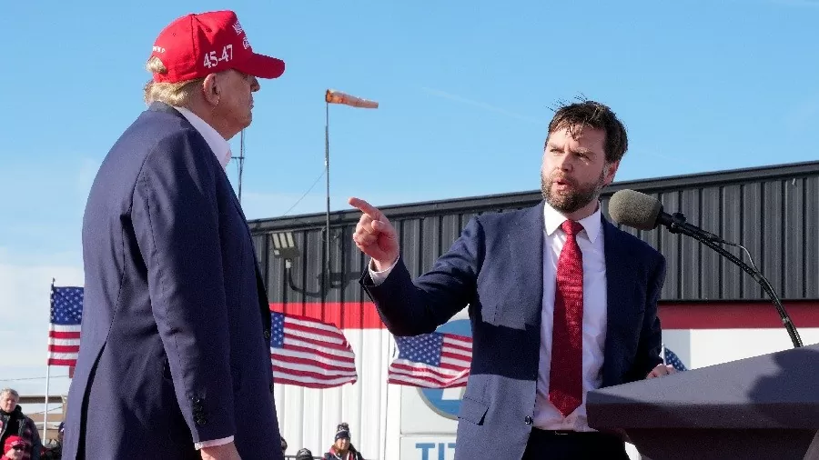 Bầu cử Mỹ 2024: Ông Donald Trump chính thức được đảng Cộng hòa 'chọn mặt gửi vàng', công bố 'phó tướng' trẻ bất ngờ Bầu cử Mỹ 2024: Ông Donald Trump chính thức được đảng Cộng hòa 'chọn mặt gửi vàng', công bố 'phó tướng' trẻ bất ngờ