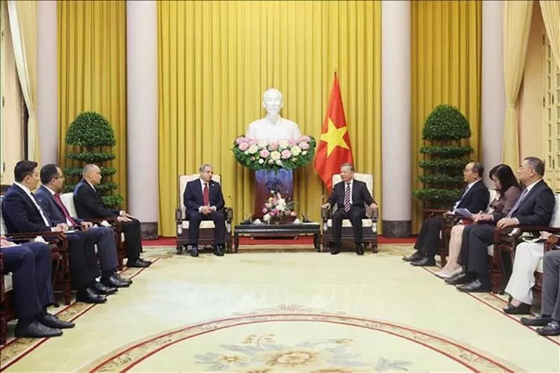 Chủ tịch nước Tô Lâm tiếp các Đại sứ Chủ tịch nước Tô Lâm tiếp các Đại sứ