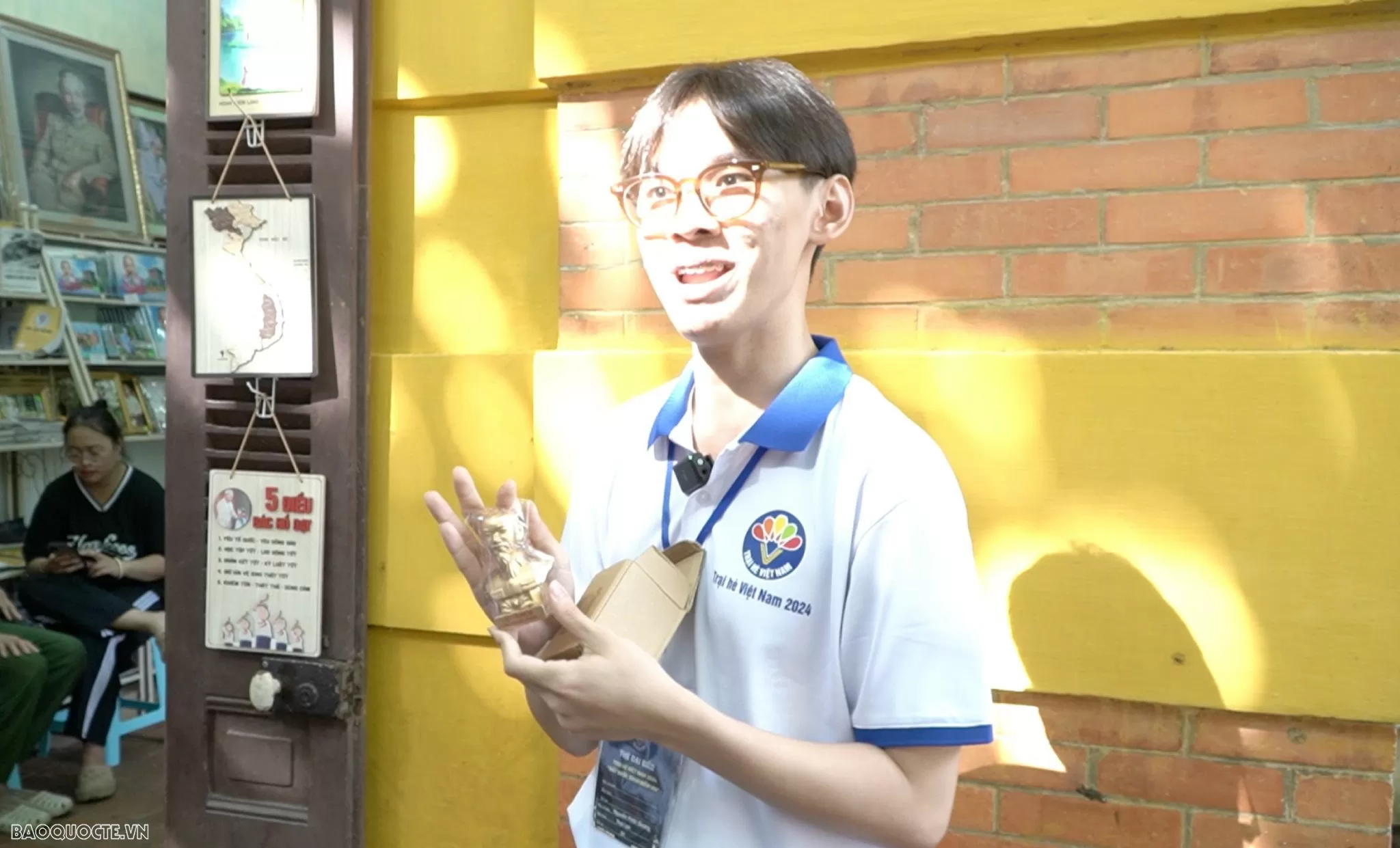 Trại hè Việt Nam 2024: Thanh niên kiều bào bày tỏ lòng biết ơn Chủ tịch Hồ Chí Minh