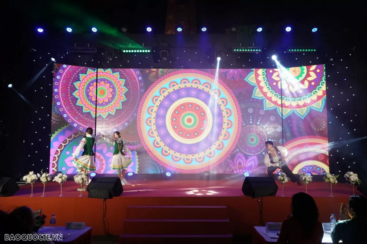 Trại hè Việt Nam 2024 ơi, đi thôi Trại hè Việt Nam 2024 ơi, đi thôi