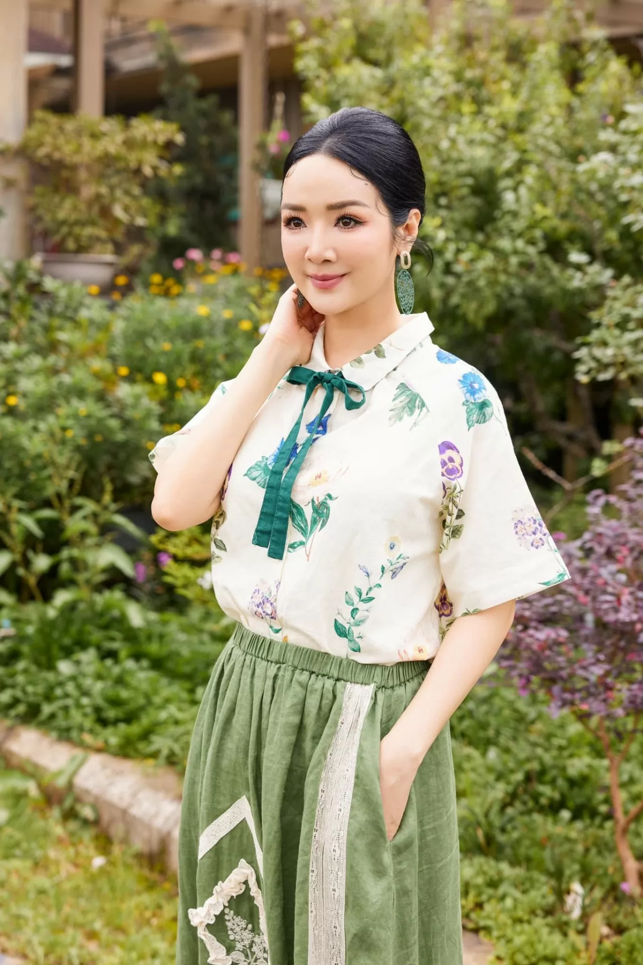 Hoa hậu Đền Hùng Giáng My dịu dàng Hoa hậu Đền Hùng Giáng My dịu dàng