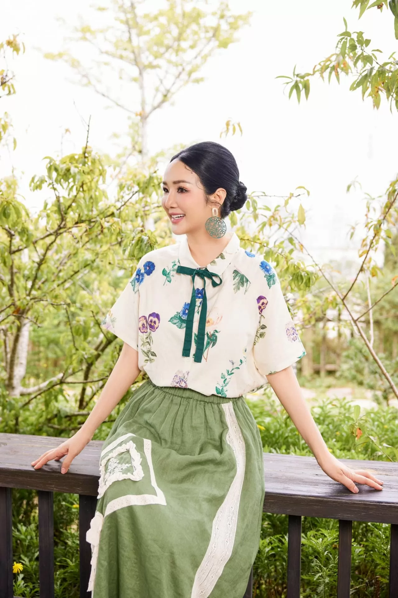 Hoa hậu Đền Hùng Giáng My dịu dàng Hoa hậu Đền Hùng Giáng My dịu dàng