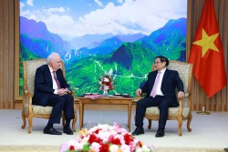 Thủ tướng Phạm Minh Chính tiếp nguyên Giám đốc Chương trình Việt Nam tại Havard