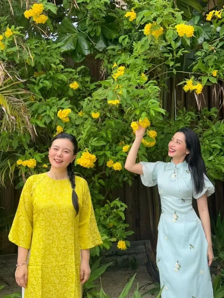 Chi Pu mời mặc áo dài Chi Pu mời mặc áo dài