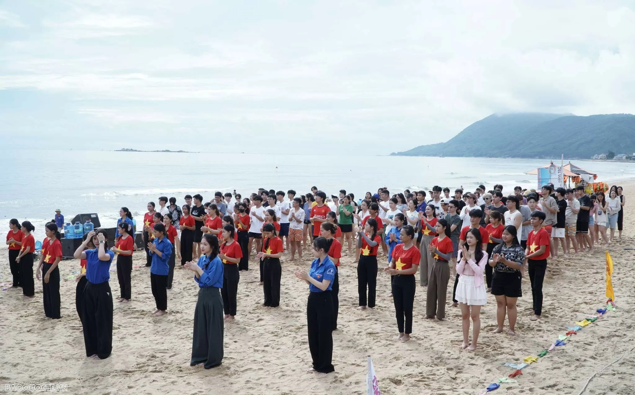 Trại hè Việt Nam 2024: Hoạt động ý nghĩa của đoàn thanh niên kiều bào tại Hà Tĩnh Trại hè Việt Nam 2024: Hoạt động ý nghĩa của đoàn thanh niên kiều bào tại Hà Tĩnh