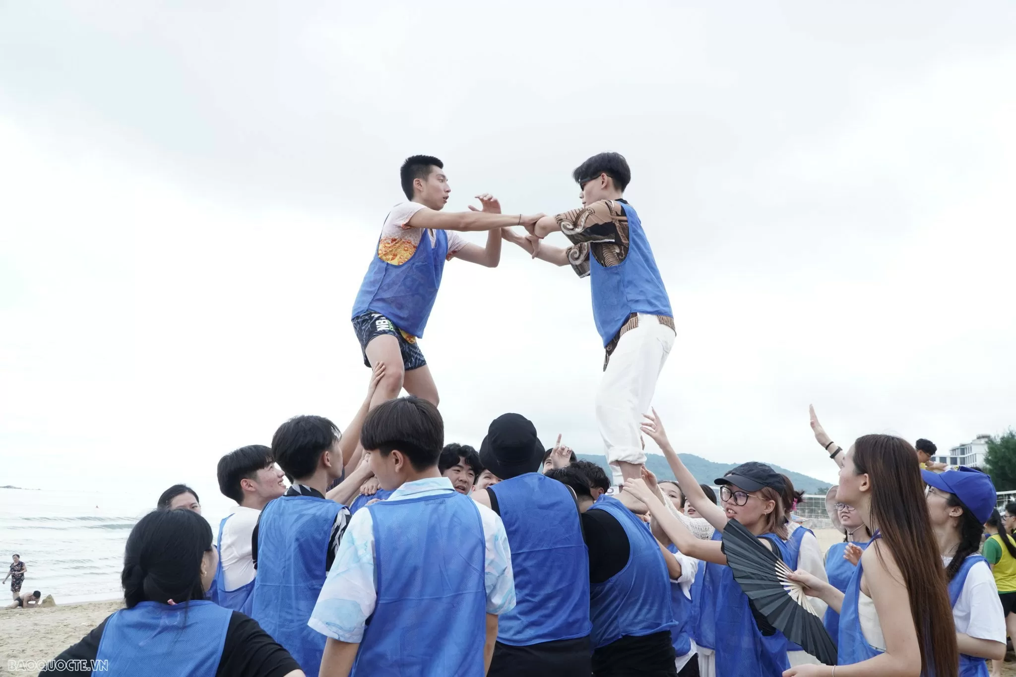 Trại hè Việt Nam 2024: Hoạt động ý nghĩa của đoàn thanh niên kiều bào tại Hà Tĩnh Trại hè Việt Nam 2024: Hoạt động ý nghĩa của đoàn thanh niên kiều bào tại Hà Tĩnh