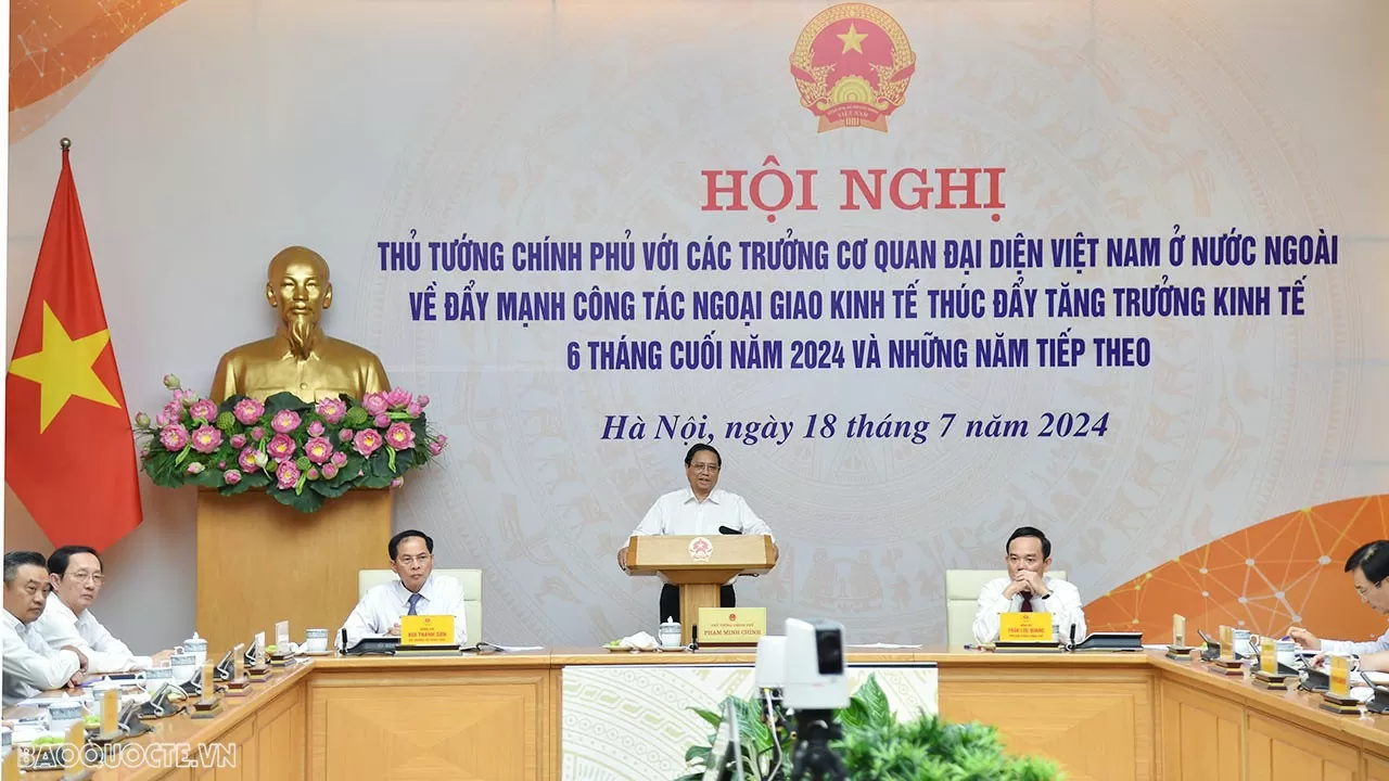 Thủ tướng Phạm Minh Chính đề nghị công tác ngoại giao kinh tế thúc đẩy xuất khẩu, động lực tăng trưởng Thủ tướng Phạm Minh Chính đề nghị đẩy mạnh công tác ngoại giao kinh tế thúc đẩy xuất khẩu, động lực tăng trưởng