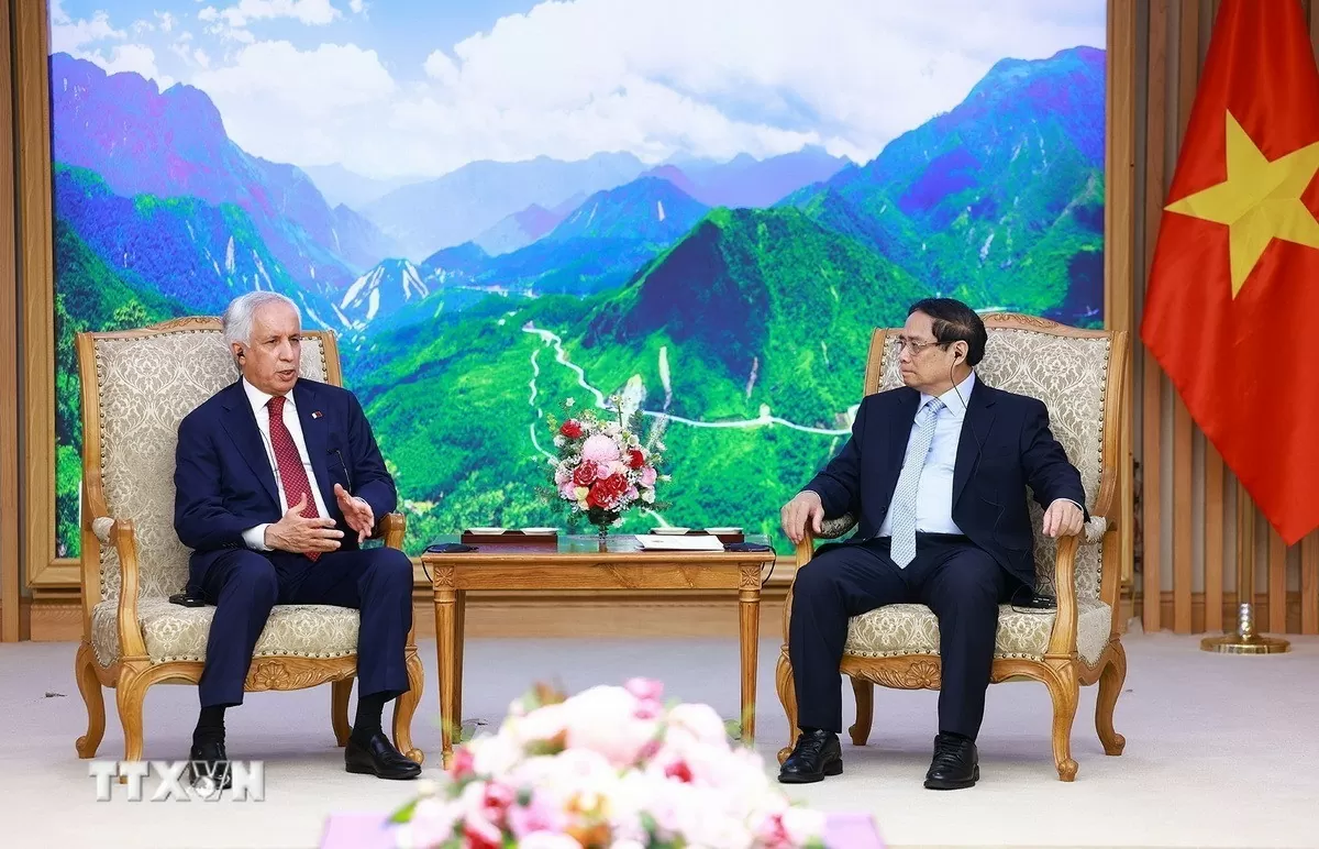 Thủ tướng Phạm Minh Chính tiếp Quốc vụ khanh Bộ Ngoại giao Nhà nước Qatar Sultan bin Saad al-Muraikhi. (Nguồn: TTXVN) Thủ tướng Phạm Minh Chính tiếp Quốc vụ khanh Bộ Ngoại giao Nhà nước Qatar Sultan bin Saad al-Muraikhi. (Nguồn: TTXVN)