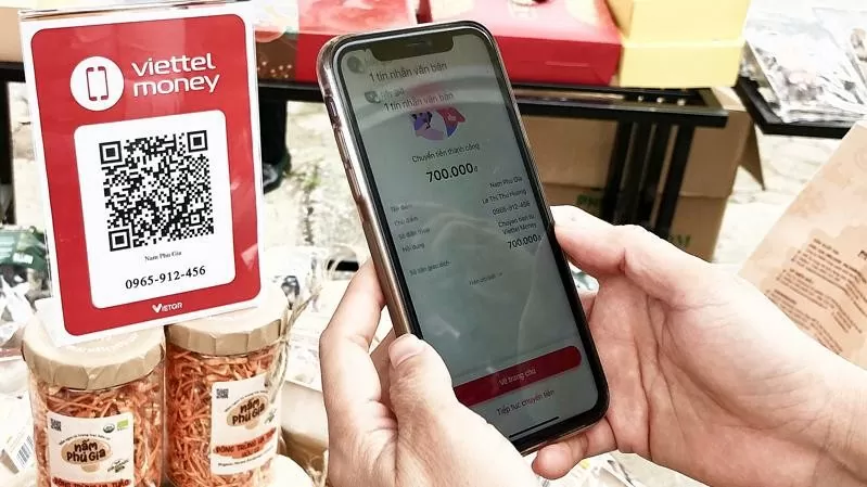 Tốc độ tăng trưởng kinh tế số của Việt Nam tăng dần qua các năm, đứng thứ nhất ASEANHiện có 9,13 triệu khách hàng sử dụng Mobile Money, trong đó 72% khách hàng tại khu vực nông thôn, miền núi. (Nguồn: vneconomy.vn) Tốc độ tăng trưởng kinh tế số của Việt Nam tăng dần qua các năm, đứng thứ nhất ASEANHiện có 9,13 triệu khách hàng sử dụng Mobile Money, trong đó 72% khách hàng tại khu vực nông thôn, miền núi. (Nguồn: vneconomy.vn)