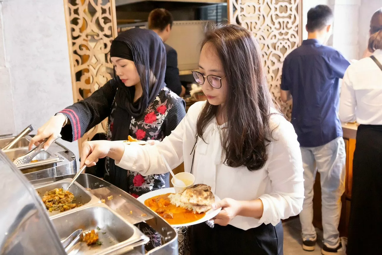 Để Việt Nam trở nên hấp dẫn hơn trong mắt người Hồi giáo Để Việt Nam trở nên hấp dẫn hơn trong mắt người Hồi giáo