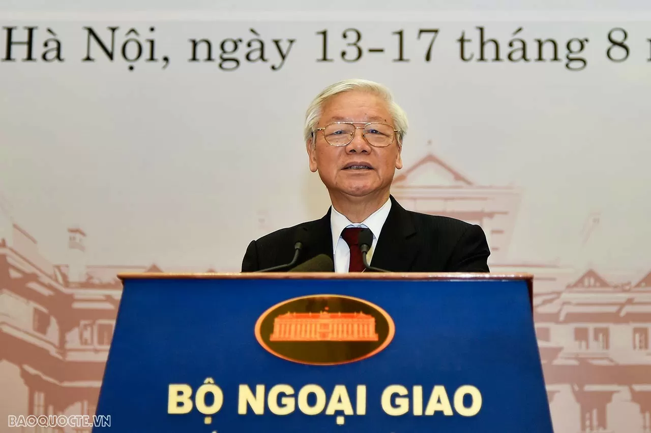 Những hình ảnh của Tổng Bí thư Nguyễn Phú Trọng tại các kỳ Hội nghị Ngoại giao Những hình ảnh của Tổng Bí thư Nguyễn Phú Trọng tại các kỳ Hội nghị Ngoại giao