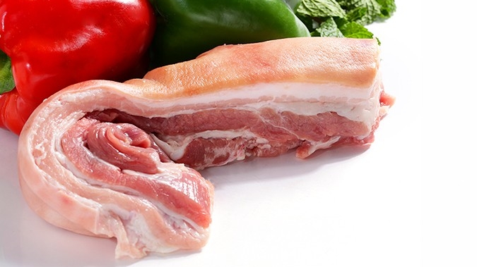 Giá heo hơi hôm nay 11/8: Miền Bắc giảm nhẹ; miền Trung - Tây Nguyên, miền Nam đảo chiều tăng nhẹ