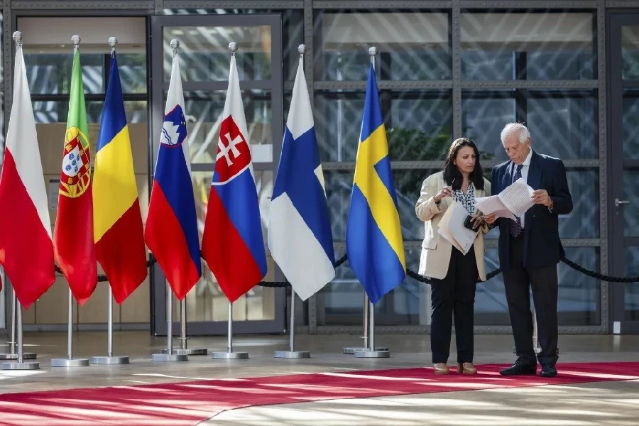 EU tiếp tục bước đi tẩy chay Hungary EU tiếp tục bước đi tẩy chay Hungary