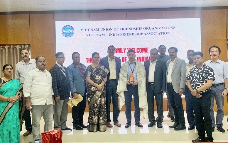 Mở rộng các hoạt động giao lưu nhân dân và hợp tác văn hóa Việt Nam-Ấn Độ Mở rộng các hoạt động giao lưu nhân dân và hợp tác văn hóa Việt Nam-Ấn Độ