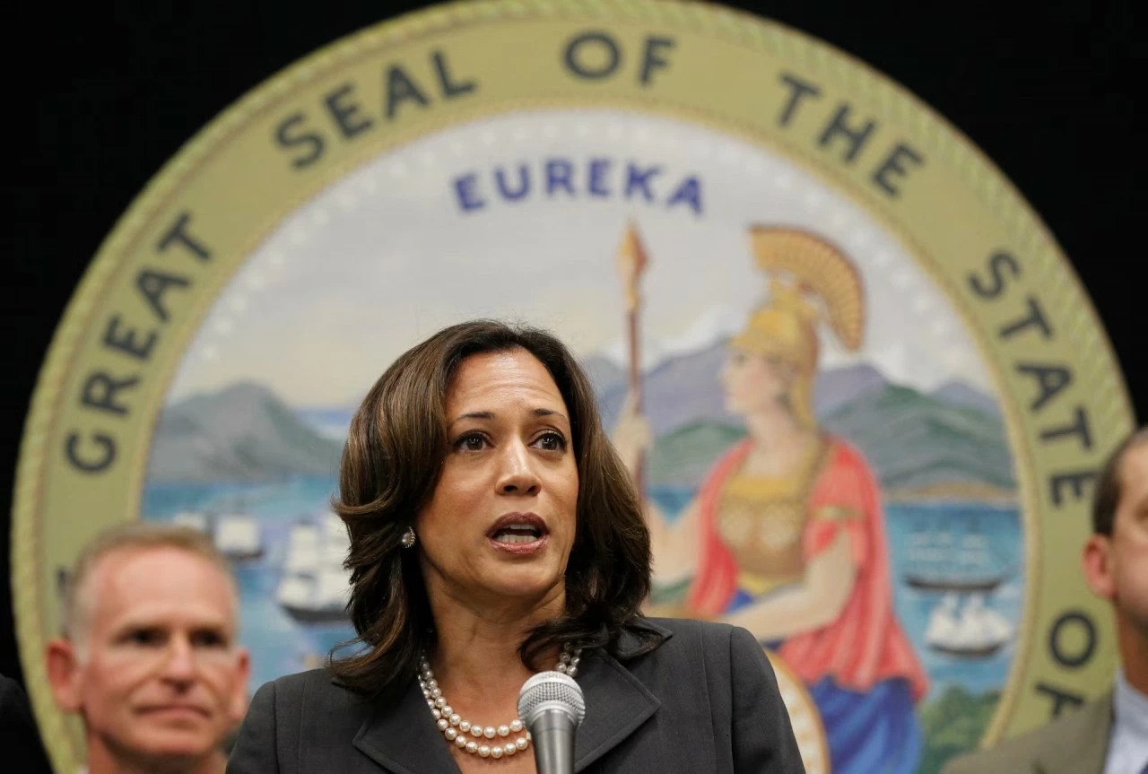 Hình ảnh hiếm hoi thời thơ ấu của Phó Tổng thống Mỹ Kamala Harris Hình ảnh hiếm hoi thời thơ ấu của Phó Tổng thống Mỹ Kamala Harris