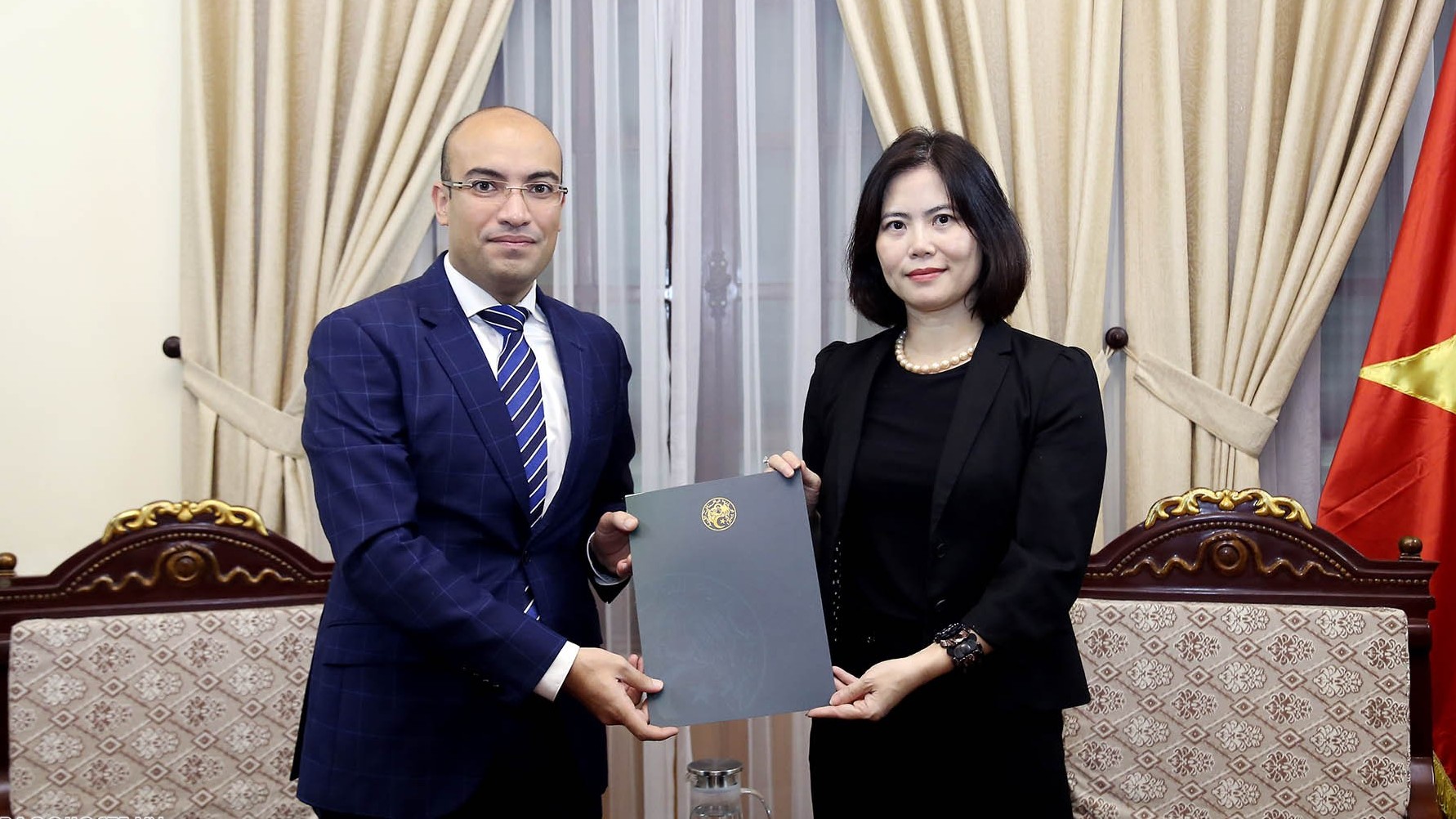 Tiếp nhận bản sao Thư ủy nhiệm bổ nhiệm Đại sứ Algeria tại Việt Nam