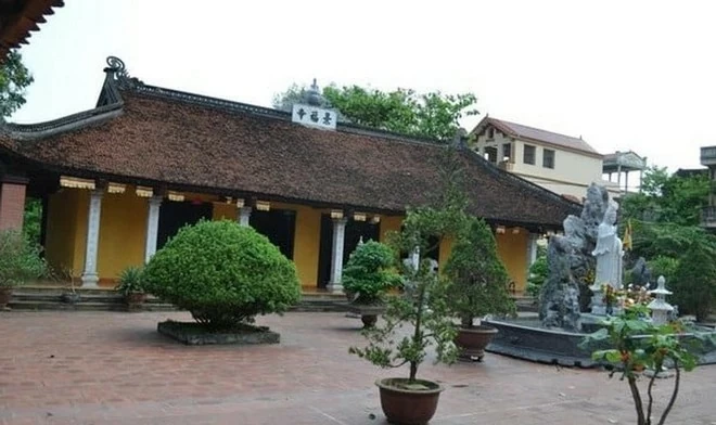 Ghé thăm cụm di tích kiến trúc tại làng cổ Lại Đà, quê hương của Tổng Bí thư Nguyễn Phú Trọng Ghé thăm cụm di tích kiến trúc tại làng cổ Lại Đà, quê hương của Tổng Bí thư Nguyễn Phú Trọng