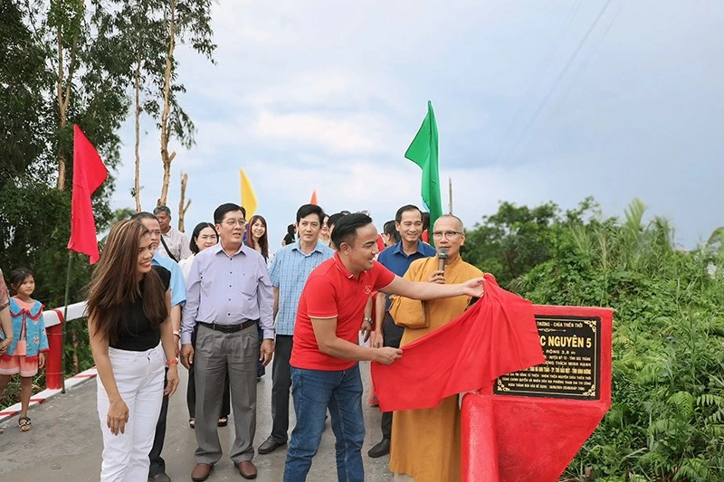 Hành trình lan toả và sẻ chia Hành trình lan toả và sẻ chia