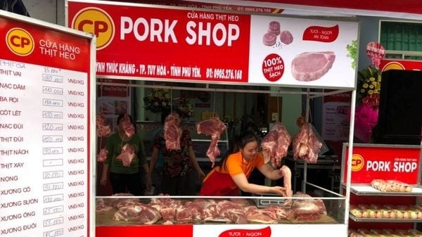 gia heo hoi hom nay 3110 mien bac giam nhe mien trung va nam on dinh