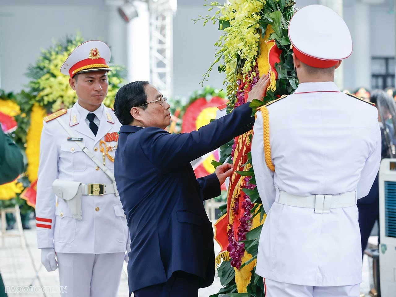 Trực tiếp: Toàn cảnh Lễ viếng Tổng Bí thư Nguyễn Phú Trọng sáng ngày 25/7 Trực tiếp: Toàn cảnh Lễ viếng Tổng Bí thư Nguyễn Phú Trọng sáng ngày 25/7