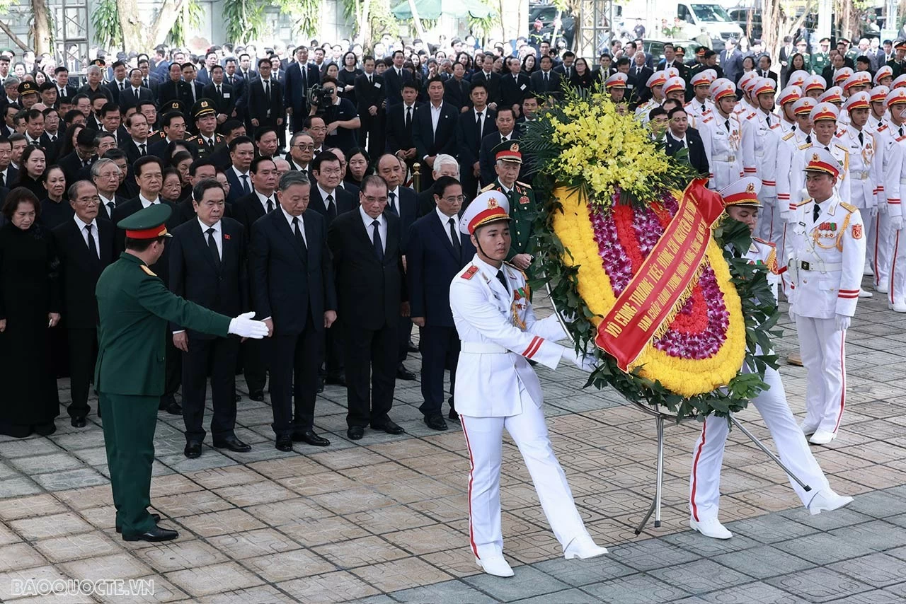 Trực tiếp: Toàn cảnh Lễ viếng Tổng Bí thư Nguyễn Phú Trọng sáng ngày 25/7 Trực tiếp: Toàn cảnh Lễ viếng Tổng Bí thư Nguyễn Phú Trọng sáng ngày 25/7