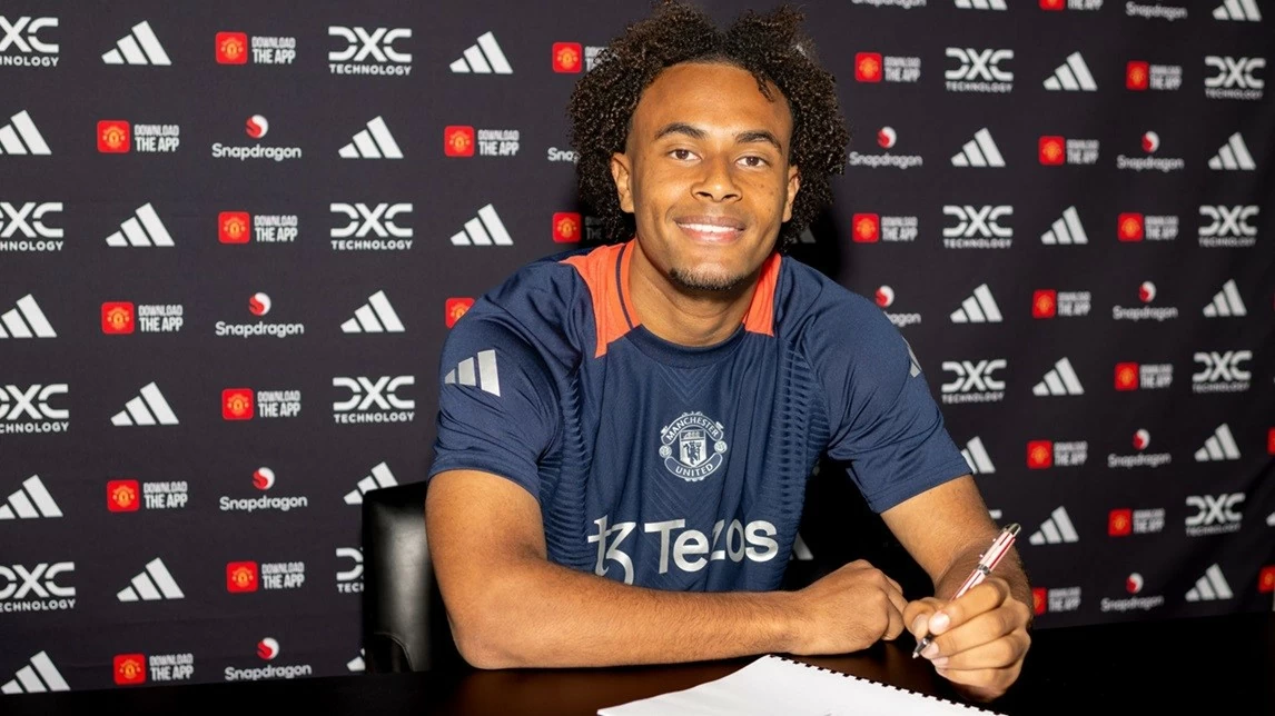 10. Joshua Zirkzee (MU - 42,5 triệu Euro) - Đây là tân binh đầu tiên của MU trong Hè 2024. Quỷ đỏ chỉ phải chi hơn 40 triệu Euro cho cầu thủ được Transfermarkt định giá 50 triệu Euro. (Nguồn: Sky Sports) 10. Joshua Zirkzee (MU - 42,5 triệu Euro) - Đây là tân binh đầu tiên của MU trong Hè 2024. Quỷ đỏ chỉ phải chi hơn 40 triệu Euro cho cầu thủ được Transfermarkt định giá 50 triệu Euro. (Nguồn: Sky Sports)