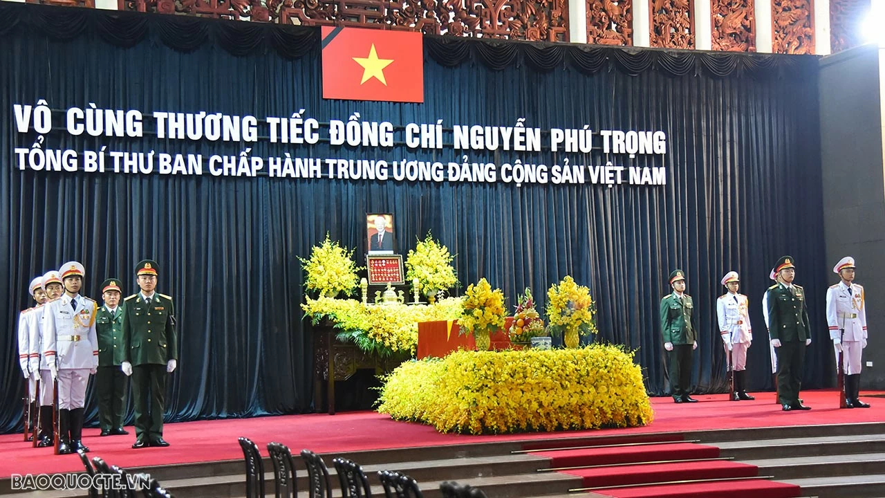 Trực tiếp: Toàn cảnh Lễ viếng Tổng Bí thư Nguyễn Phú Trọng sáng ngày 25/7 Lễ an táng Tổng Bí thư Nguyễn Phú Trọng tại Nghĩa trang Mai Dịch, Hà Nội