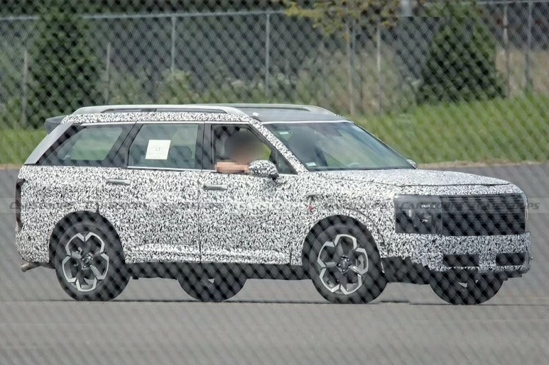 Hyundai Palisade thế hệ mới tiếp tục lộ diện, thiết kế khá giống Ford SUV Hyundai Palisade thế hệ mới tiếp tục lộ diện, thiết kế khá giống Ford SUV