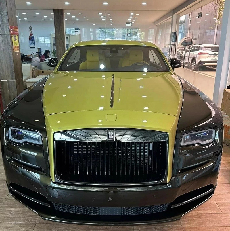 Rolls-Royce Wraith Black Badge ADM Sportive 'độc nhất thế giới' xuất hiện tại Việt Nam Rolls-Royce Wraith Black Badge ADM Sportive 'độc nhất thế giới' xuất hiện tại Việt Nam