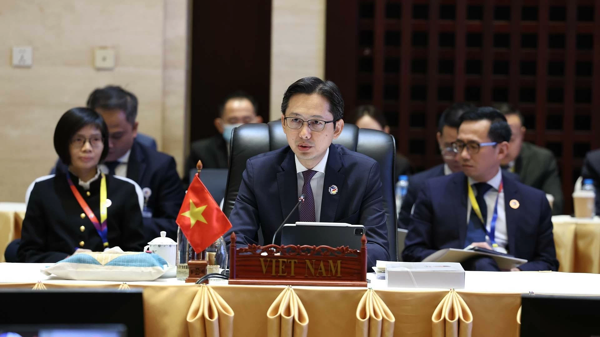 Hội nghị Bộ trưởng Ngoại giao ASEAN 57: Việt Nam ủng hộ chủ đề, các trọng tâm và ưu tiên của ASEAN trong năm 2024 Hội nghị Bộ trưởng Ngoại giao ASEAN 57: Việt Nam ủng hộ chủ đề, các trọng tâm và ưu tiên của ASEAN trong năm 2024