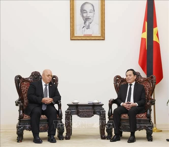 Việt Nam và Algeria tiếp tục thúc đẩy quan hệ song phương Việt Nam và Algeria tiếp tục thúc đẩy quan hệ song phương