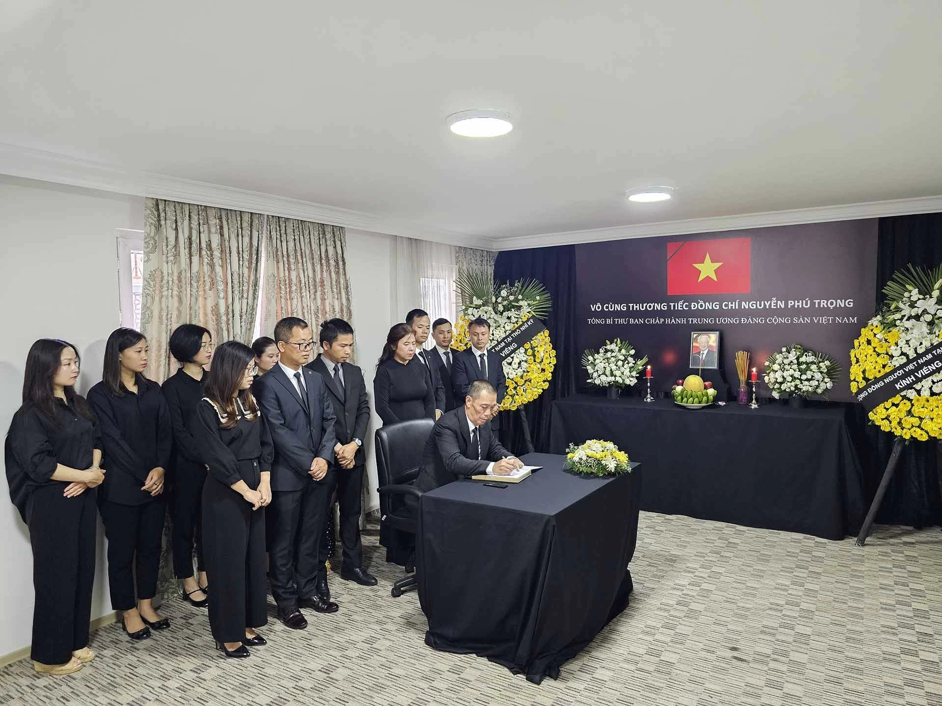 Những đóng góp của Tổng Bí thư Nguyễn Phú Trọng sẽ còn mãi trong tâm thức người dân Việt Nam Những đóng góp của Tổng Bí thư Nguyễn Phú Trọng sẽ còn mãi trong tâm thức người dân Việt Nam