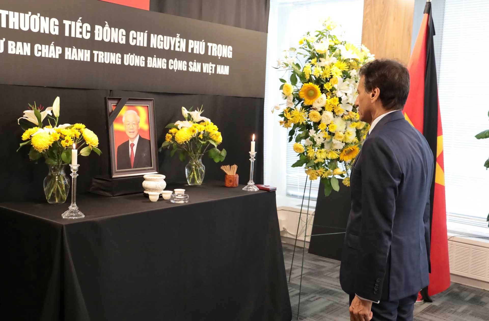Lễ tưởng niệm Tổng Bí thư Nguyễn Phú Trọng tại New York, Hoa Kỳ Lễ tưởng niệm Tổng Bí thư Nguyễn Phú Trọng tại New York, Hoa Kỳ
