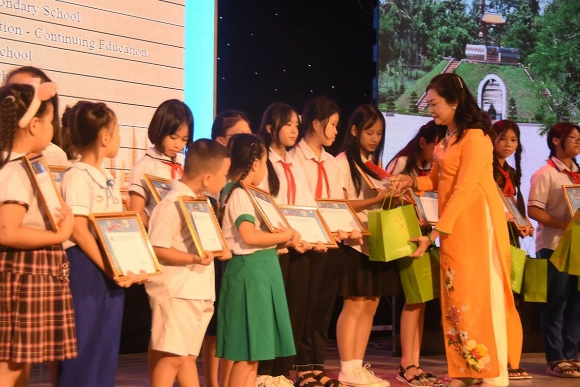 Quảng Trị - Việt Nam: Điểm đến của khát vọng Hòa bình Quảng Trị - Việt Nam: Điểm đến của khát vọng Hòa bình