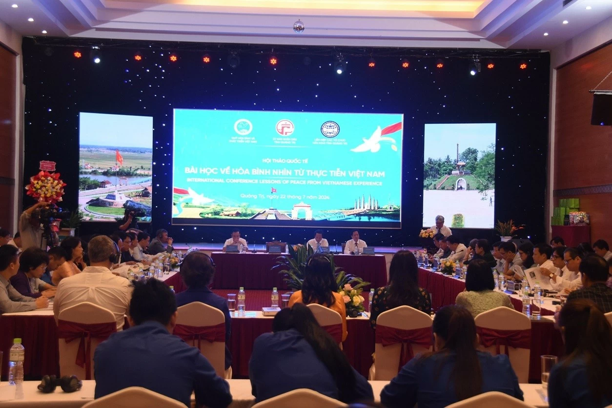 Quảng Trị - Việt Nam: Điểm đến của khát vọng Hòa bình Quảng Trị - Việt Nam: Điểm đến của khát vọng Hòa bình