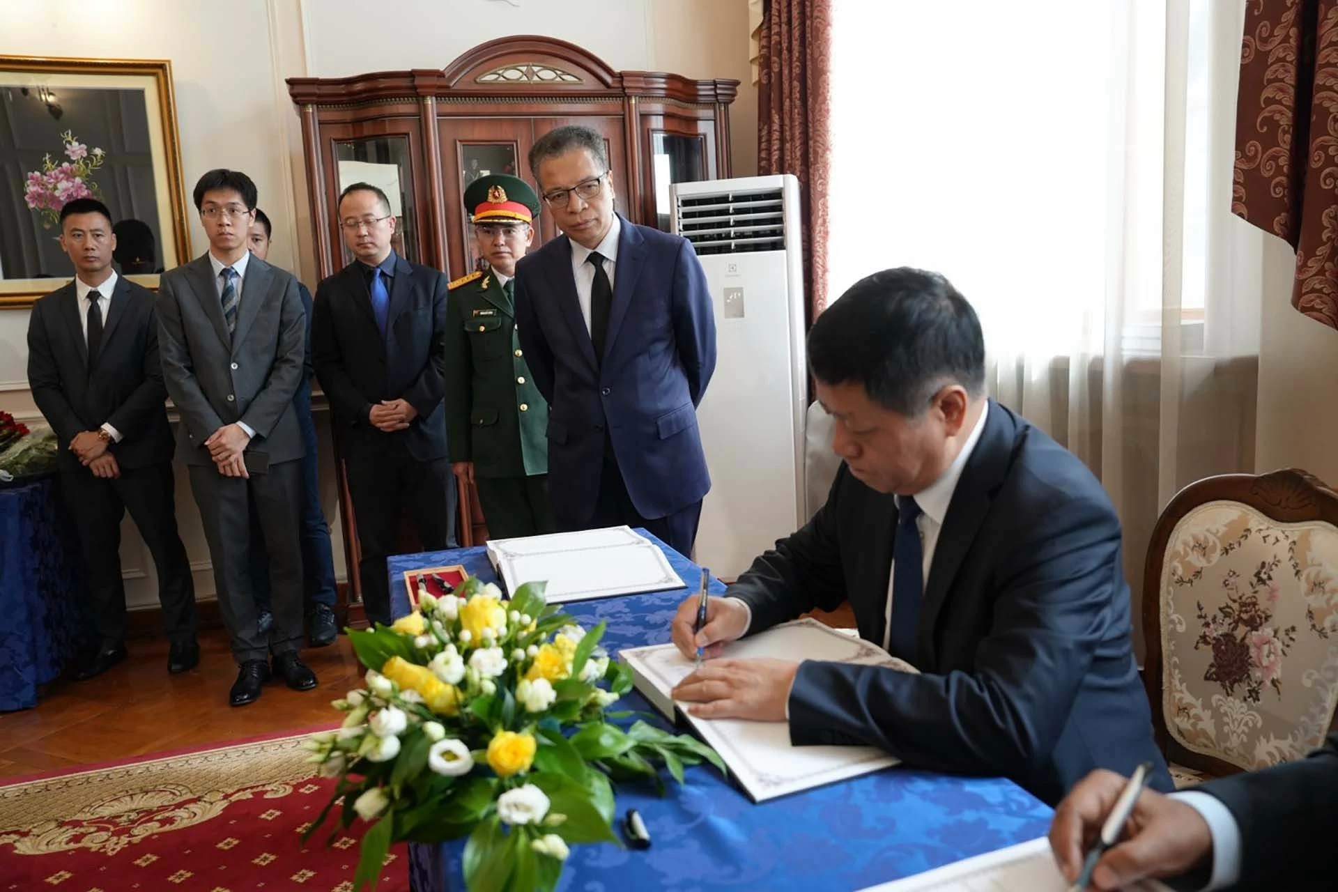 Lễ viếng Tổng Bí thư Nguyễn Phú Trọng tại Liên bang Nga Lễ viếng Tổng Bí thư Nguyễn Phú Trọng tại Liên bang Nga