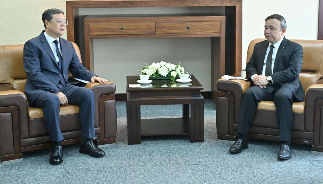 Tổng Lãnh sự quán Việt Nam tại Thượng Hải tổ chức lễ viếng Tổng Bí thư Nguyễn Phú Trọng Tổng Lãnh sự quán Việt Nam tại Thượng Hải tổ chức lễ viếng Tổng Bí thư Nguyễn Phú Trọng