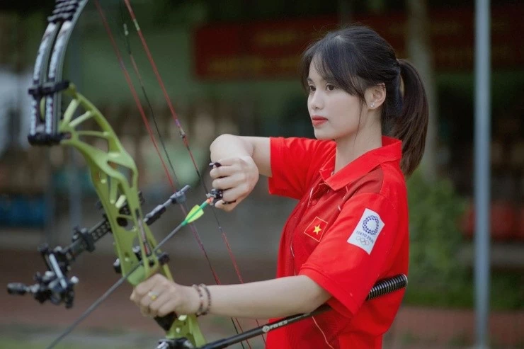 Đỗ Thị Ánh Nguyệt sinh năm 2001, quê Hưng Yên, gây ấn tượng bởi vẻ ngoài tươi tắn, năng động. Đỗ Thị Ánh Nguyệt sinh năm 2001, quê Hưng Yên, gây ấn tượng bởi vẻ ngoài tươi tắn, năng động.